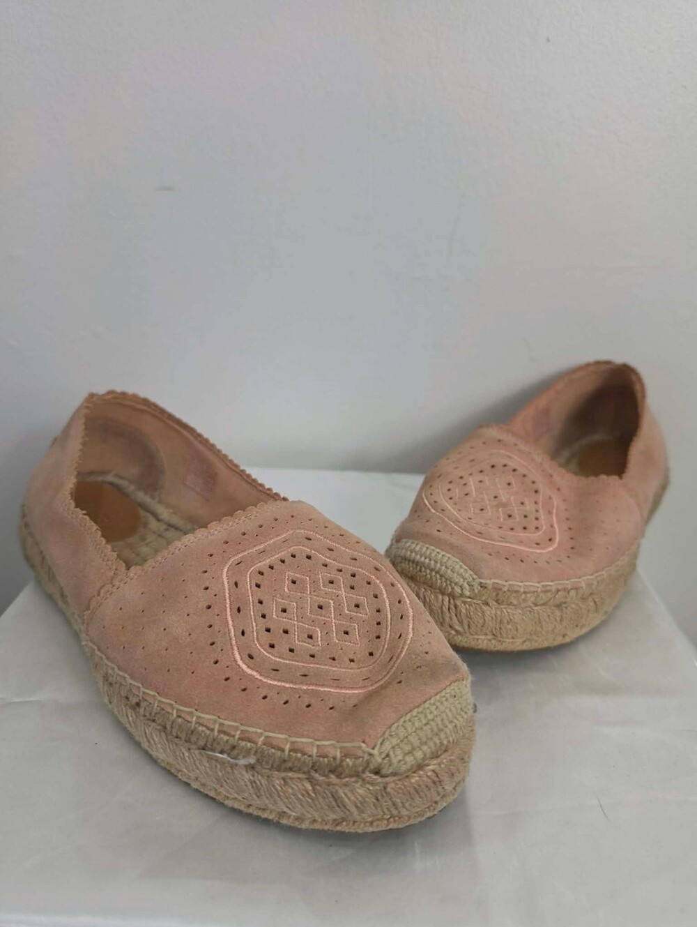 UGG Heidi Pink Suede Espadrille Flats Women's Slip On Shoes Size 11US - Picture 3 of 13